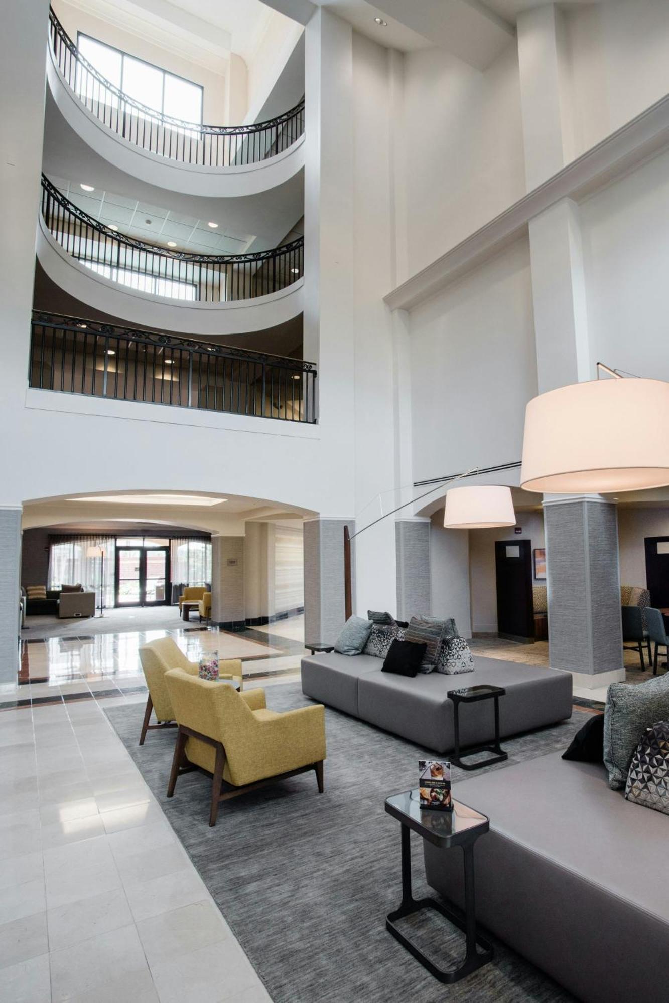 Courtyard By Marriott Hickory Hotel Exterior photo