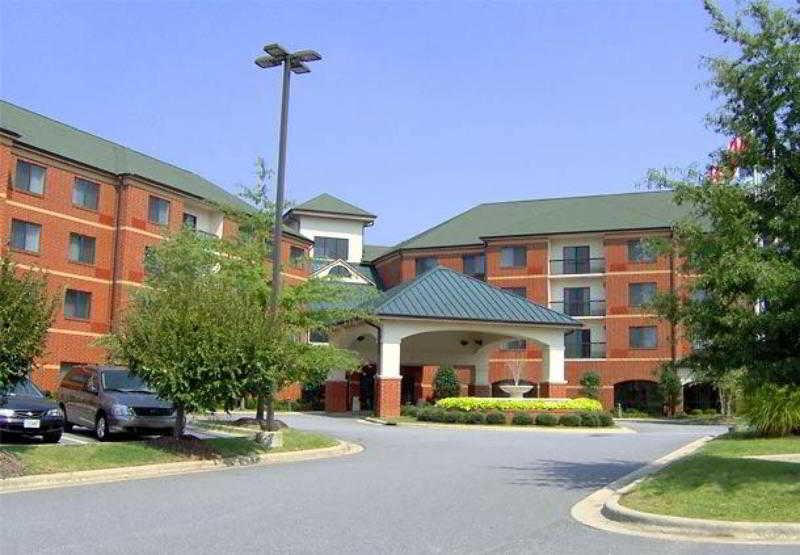 Courtyard By Marriott Hickory Hotel Exterior photo